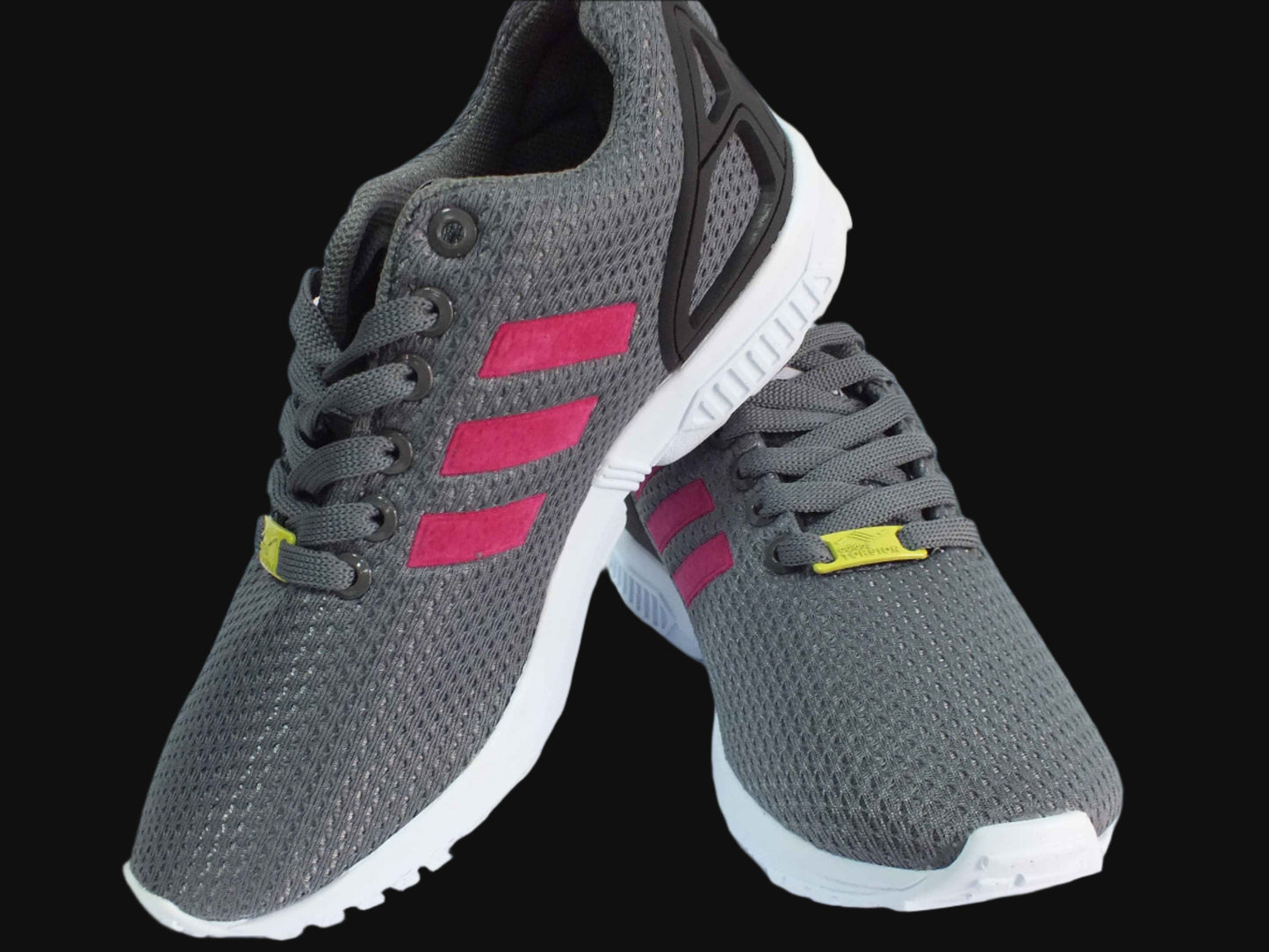 Жіночі кросівки Adidas TORSION в наявності 36 38 39 розмір   00252